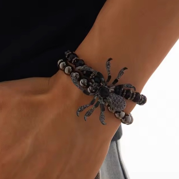 Unisex halloween gothic party adjustable Black and Silver Spider Bracelet - Picture 5 of 9
